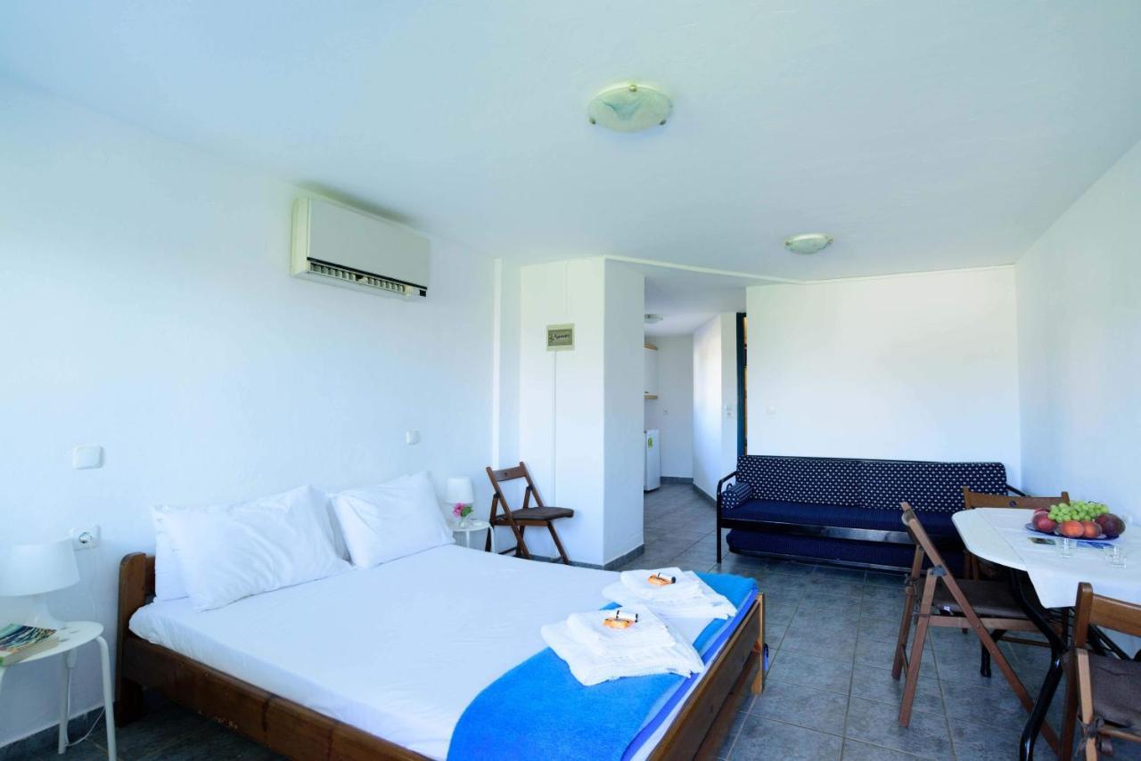 Mantilida Villa & Studio กิสเซมอส ภายนอก รูปภาพ